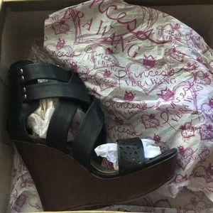 Princess Vera Wang wedges